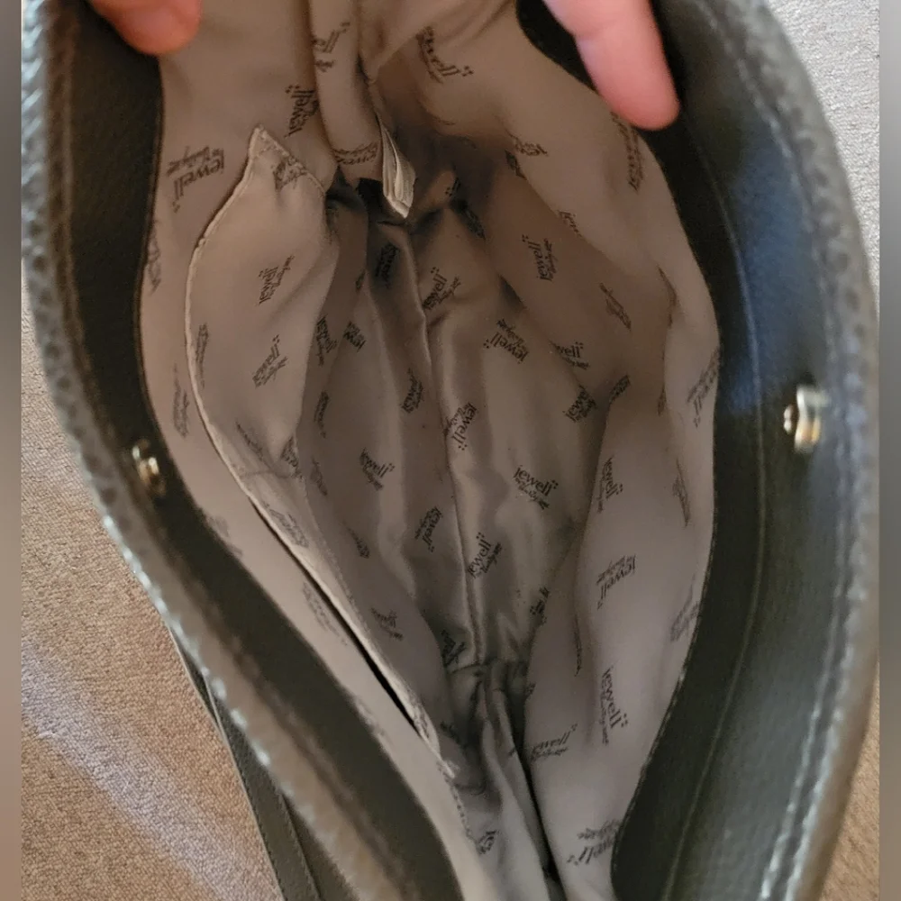 Thirty-One Purse - Picture 1 of 3